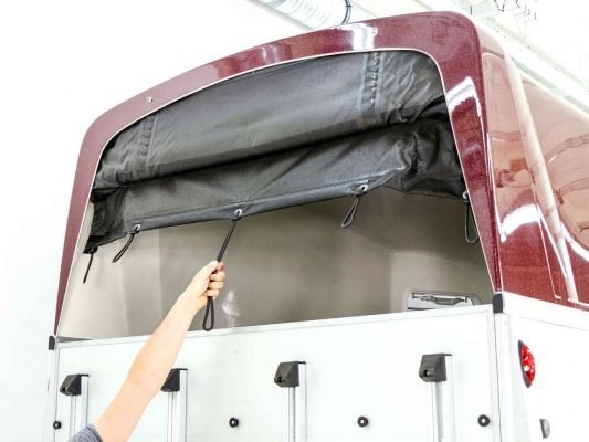 Remorque à chevaux Humbaur XANTHOS AERO 2400 – Image 14