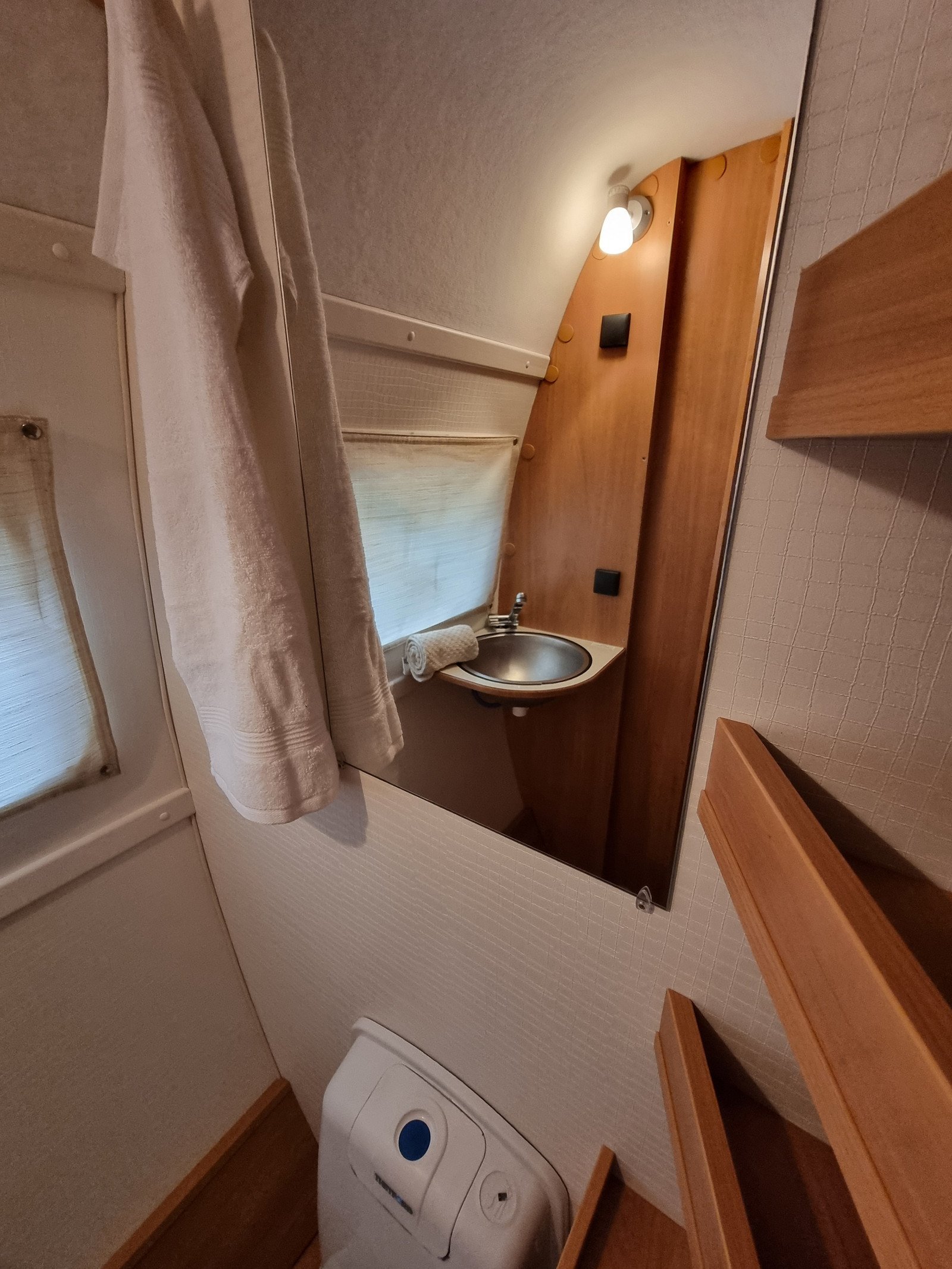 Caravane Dethleffs Campy 2 – Image 25