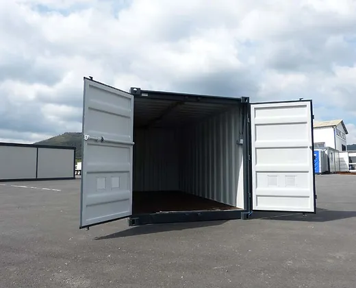 Conteneur 15 pied avec installation électrique,grilles d’aération et verrou clef – Image 6