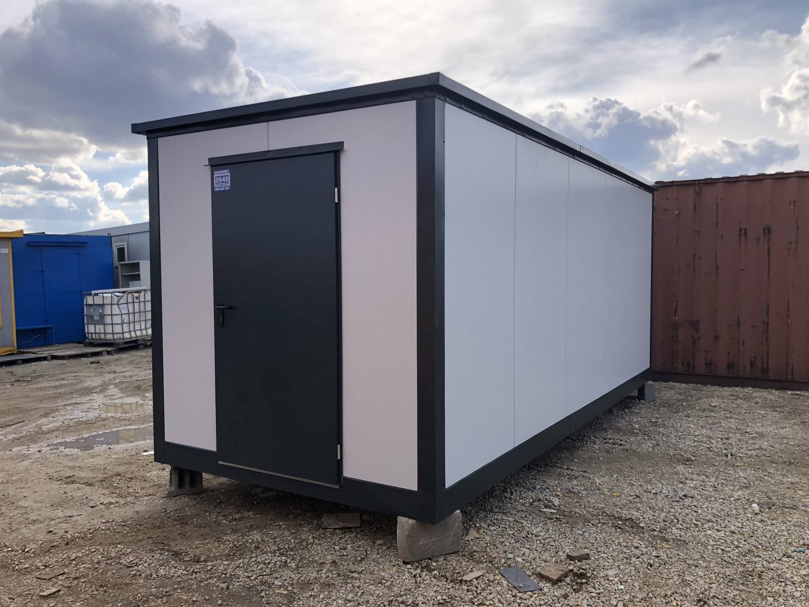 Conteneur commercial avec volet roulant 2,5 x 6m – Image 7