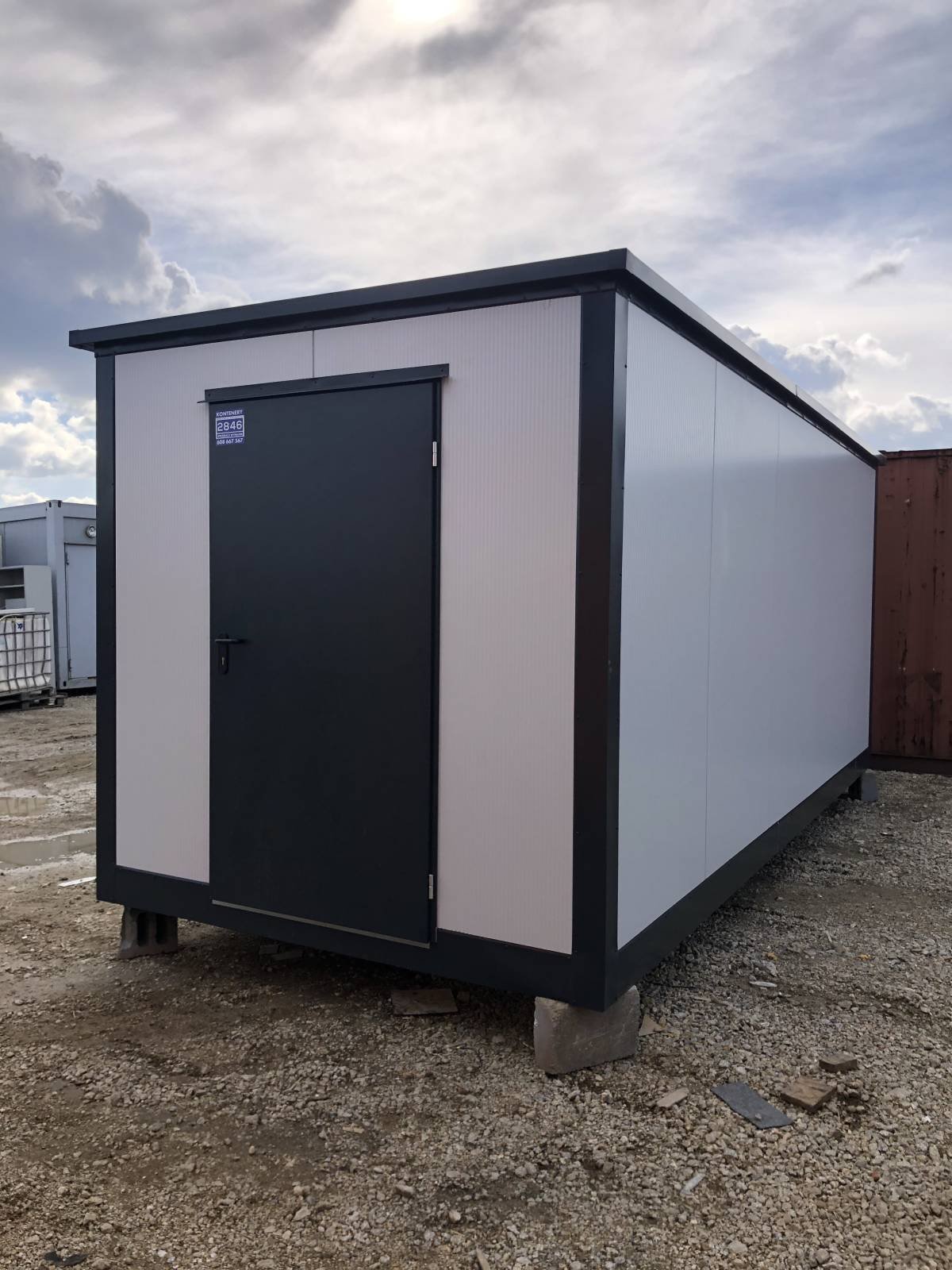 Conteneur commercial avec volet roulant 2,5 x 6m – Image 8