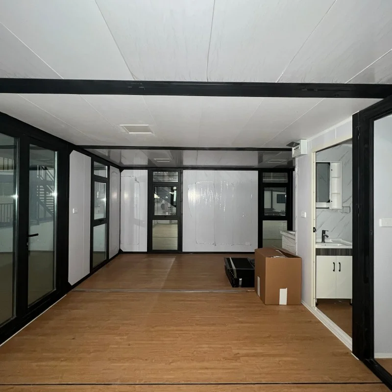 Conteneur maison de 32 m² deux étages Fenêtre en baie et balcon. – Image 12
