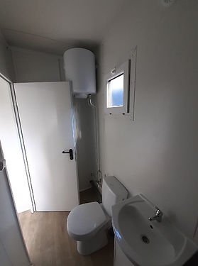 Conteneur maison sur roues avec salle de bain et cuisine 17 m² – Image 9