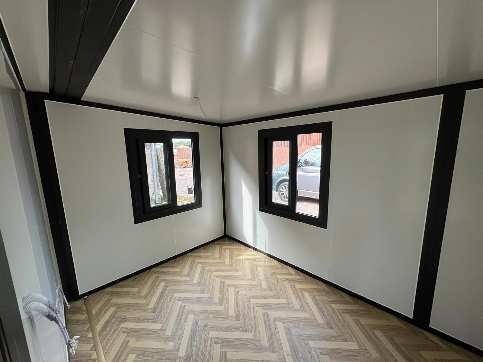 Conteneur maison 36,5 m², 2 chambres, salle de bain et cuisine – Image 12