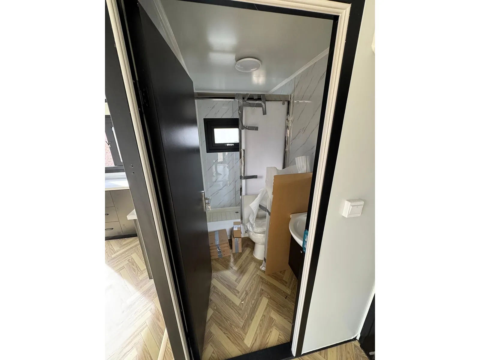 Conteneur maison 36,5 m², 2 chambres, salle de bain et cuisine – Image 13