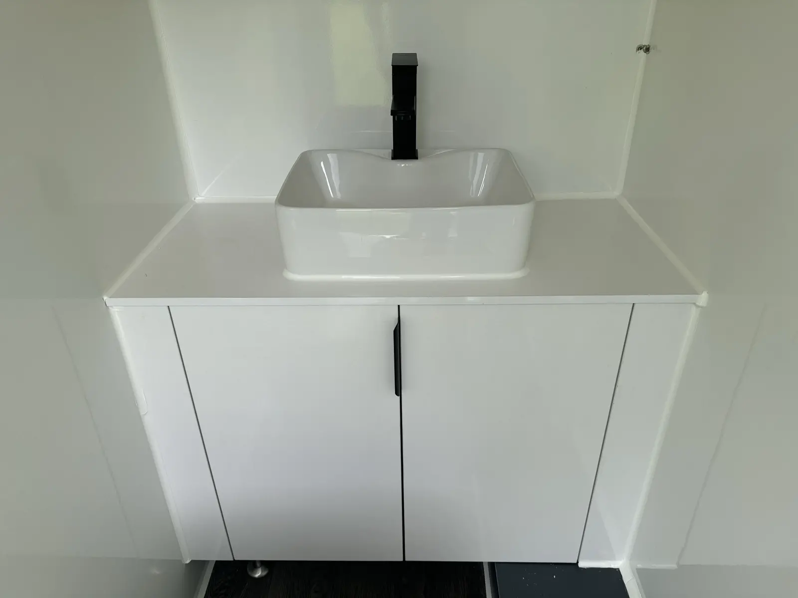 Remorque Sanitaire Toilettes 3956x1986x2784 – Image 21