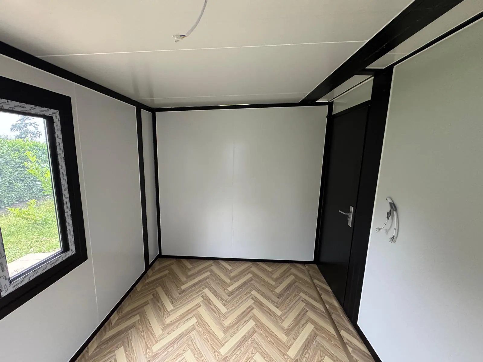 Conteneur maison 36,5 m², 2 chambres, salle de bain et cuisine – Image 6