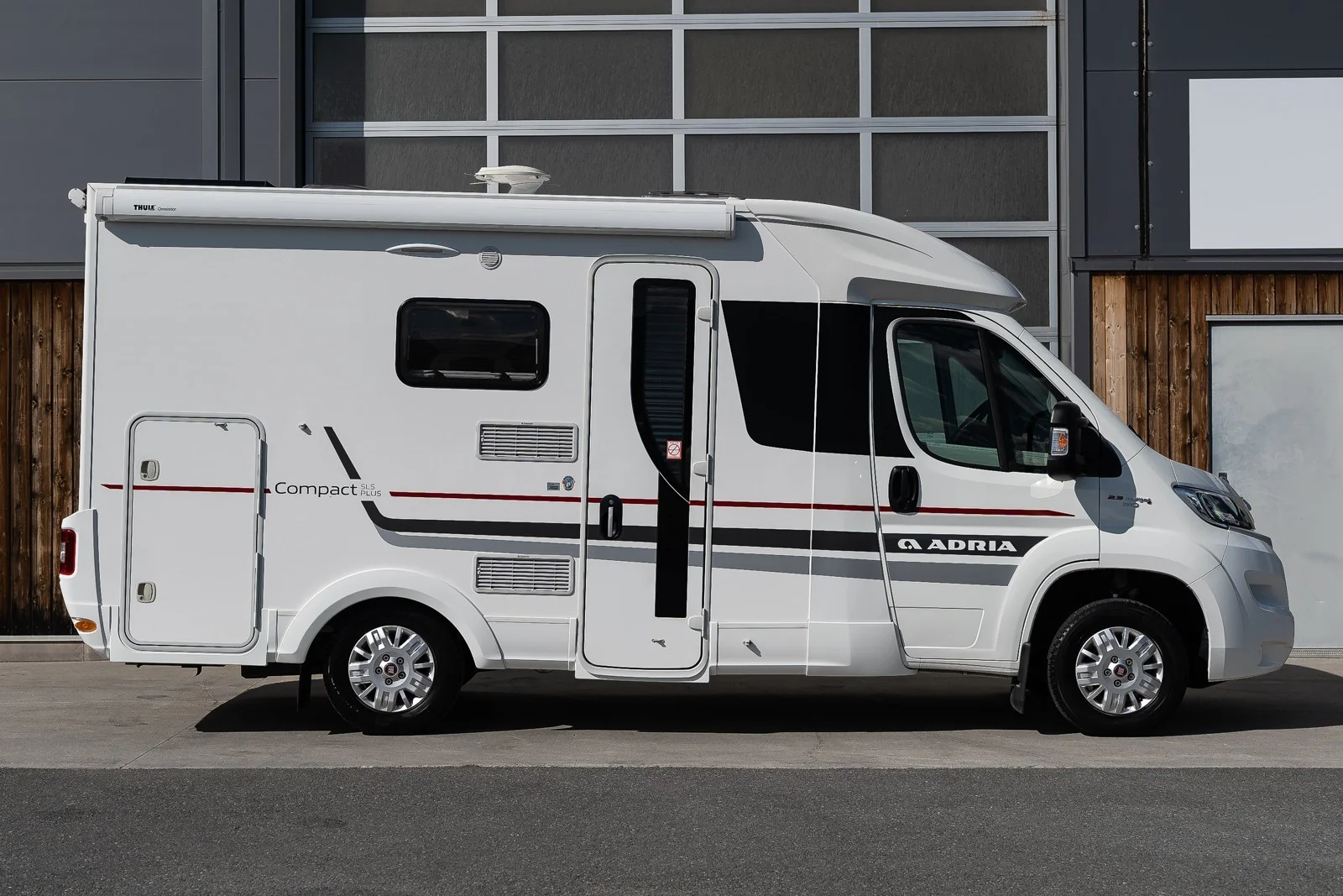 Camping-car Adria Compact SLS Slide Out – Image 26