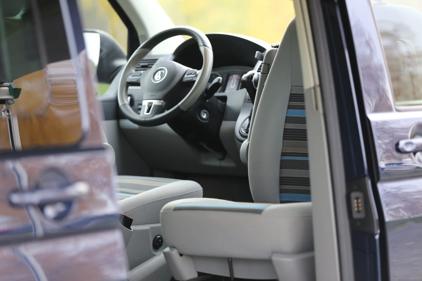 VW California BEACH EDITION 2015 180 CV 2.0 TDI – Image 13